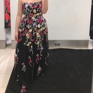 PROM DRESS! SIZE 11.. WORN ONCE.. no rips/stains